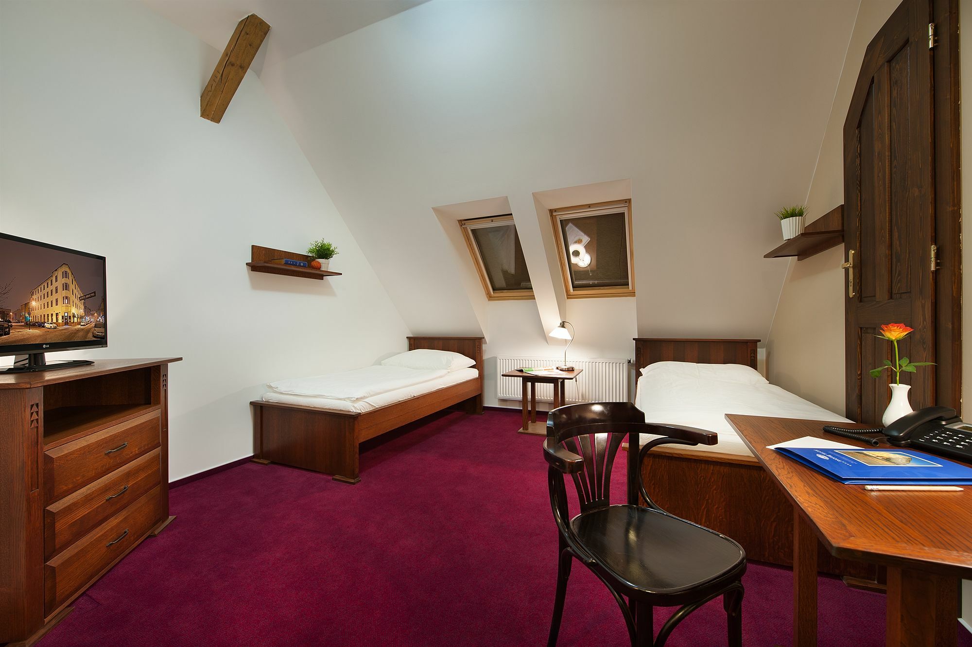 Brioni Boutique 4*